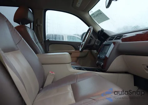 2013 Chevrolet Tahoe Ls z USA, uszkodzony, nr VIN 1GNSCAE06DR191995